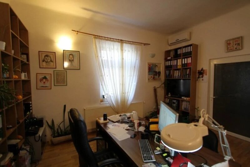 Eminescu, Tunari, imobil singur curte, comision 0, inchiriat la 1.400 euro