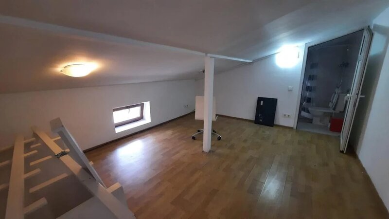 Eminescu, Tunari, imobil singur curte, comision 0, inchiriat la 1.400 euro